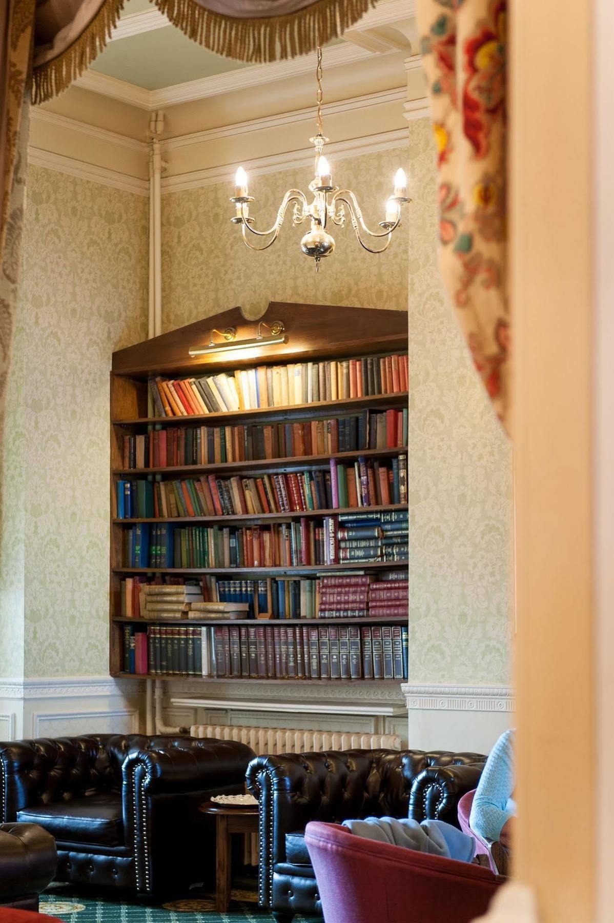 Hydro Hotel Eastbourne Ngoại thất bức ảnh